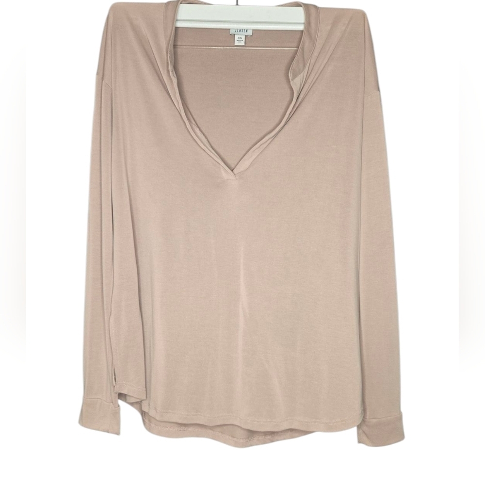 Peyton Jensen Blush Pink V-Neck Blouse XS – Feminine & Flowy